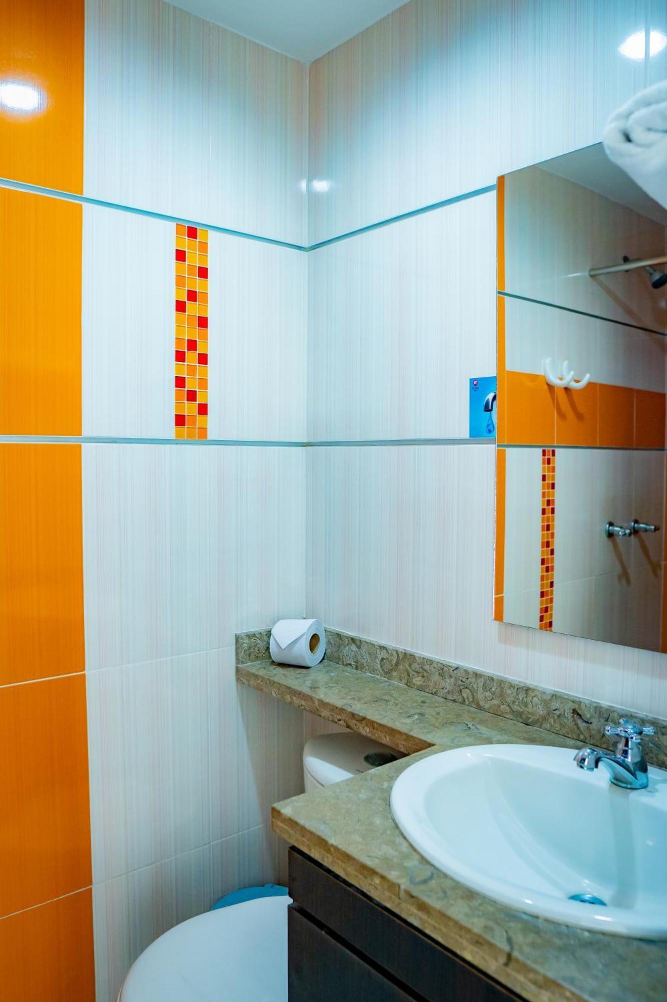 Kalina Hotel Girardot Extérieur photo