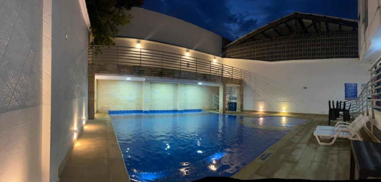 Kalina Hotel Girardot Extérieur photo